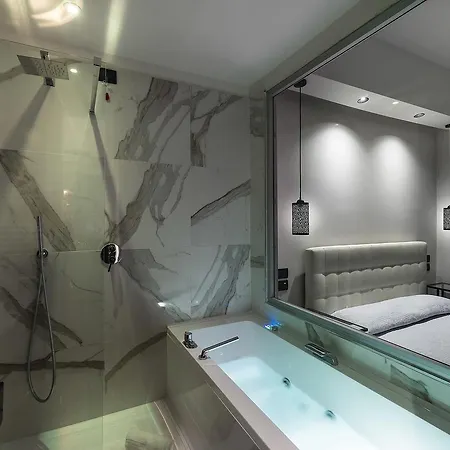 ベッド・アンド・ブレックファスト Chez Anna - Adults Only