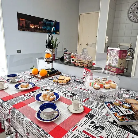 ベッド・アンド・ブレックファスト Chez Anna - Adults Only 4*