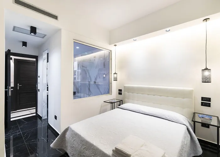 Chez Anna - Adults Only