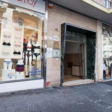 Chez Anna - Adults Only 4* Napoli